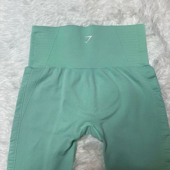 Gymshark Leggings Energy Seamless Capri Size Small Aqua Blue Cutouts - Picture 11 of 13
